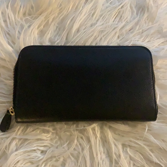 Prada Saffiano Wallet - Picture 3 of 7